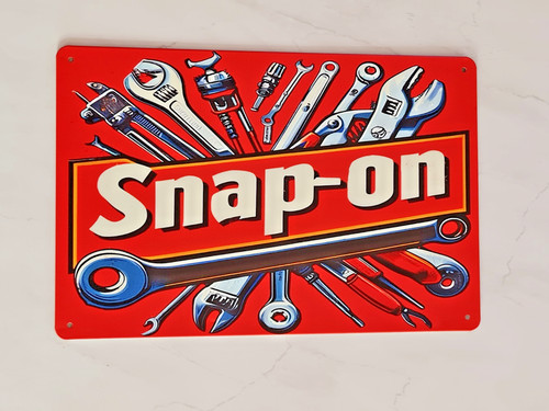 Snap tools retro garage - on,